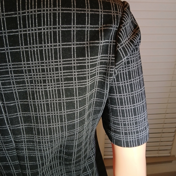 Theory Rijik SS_Structured Knit Dress - Picture 7 of 12